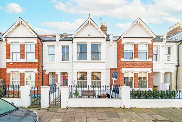 4 Bedroom Terraced House For Sale In Davis Road, Acton, W3