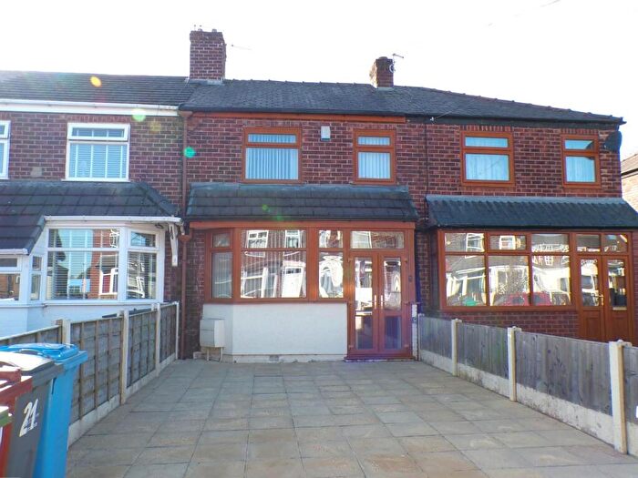 2 Bedroom Town House For Sale In Morse Road, Newton Heath, Manchester, M40