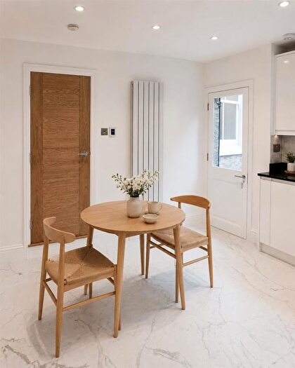 1 Bedroom Flat To Rent In Buckingham Road, Islington, N1