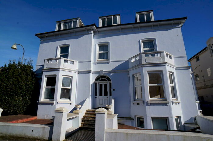 1 Bedroom Flat To Rent In Sackville Road, Hove, BN3
