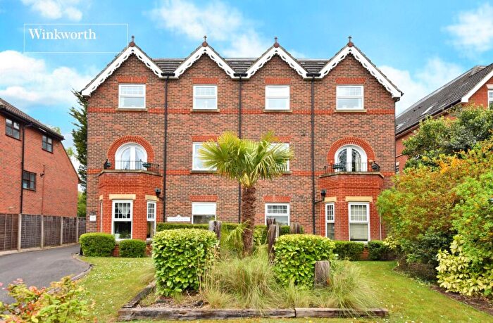 2 Bedroom Apartment For Sale In Albion Road, Sutton, SM2