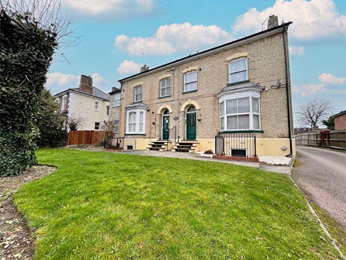 1 Bedroom Flat For Sale In Acacia Villas, Dunstable, LU6