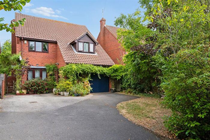 4 Bedroom Detached House For Sale In Paradise, Newton Longville, Buckinghamshire, MK17