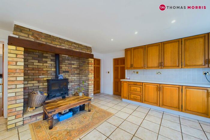 4 Bedroom Semi-Detached House To Rent In Mill Road, Wistow, Huntingdon, Cambridgeshire, PE28