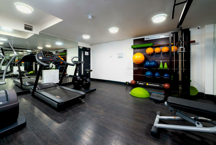 Flat To Rent In Chapel Street, Luton, LU1