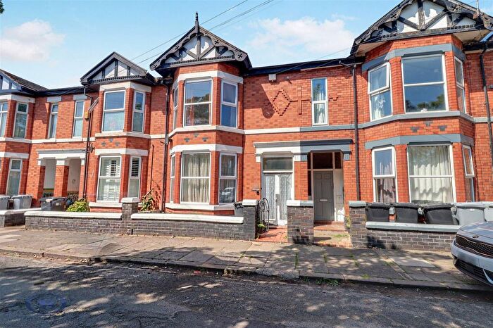 3 Bedroom Terraced House For Sale In West Avenue, Crewe, CW1