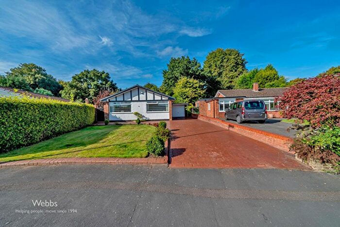 3 Bedroom Detached Bungalow For Sale In Enderley Drive, Bloxwich, Walsall, WS3