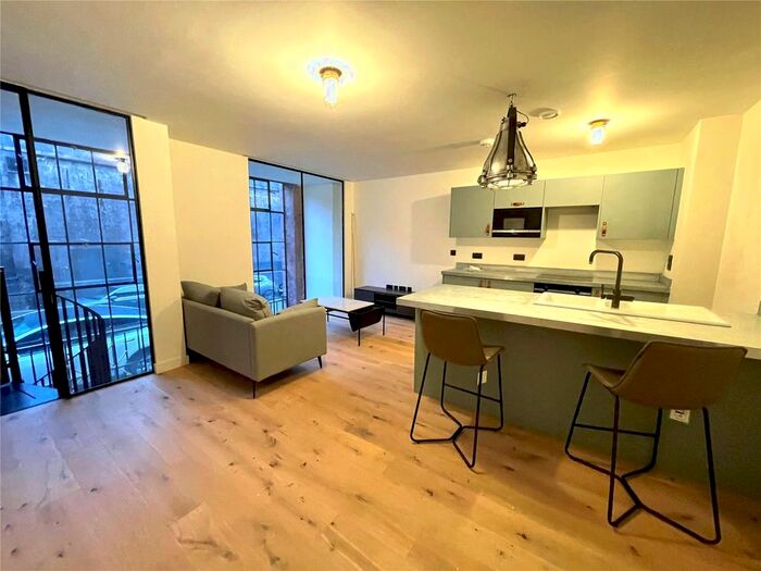 1 Bedroom Flat To Rent In Derwent House, Mary Ann Street, Birmingham, B3