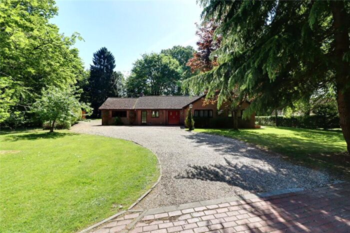 4 Bedroom Bungalow For Sale In Hall Lane, Elsham, Lincolnshire, DN20