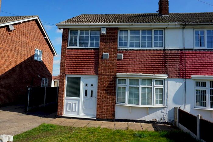 3 Bedroom Property To Rent In Cranleigh Gardens, Adwick-Le-Street, Doncaster, DN6