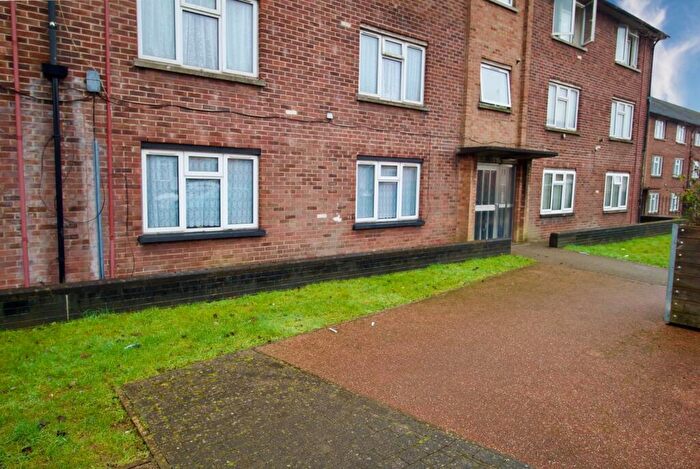 2 Bedroom Flat For Sale In Treharne Flats, Holly Street, Rhydyfelin, Pontypridd, CF37