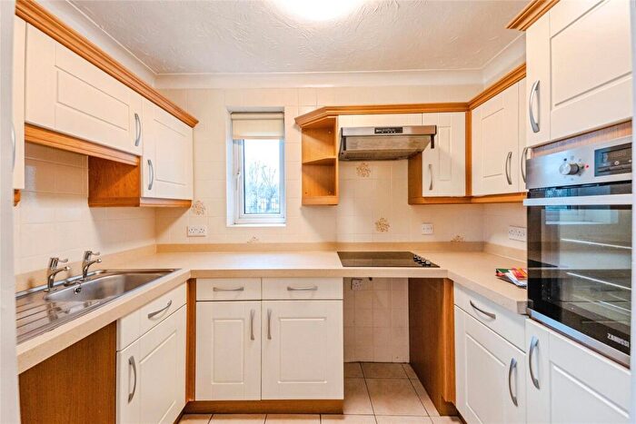 2 Bedroom Apartment For Sale In Weaver Court (Northwich), Northwich, CW9