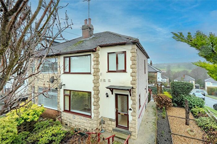 3 Bedroom Semi-Detached House For Sale In Woodhill Road, Cookridge, Leeds, LS16