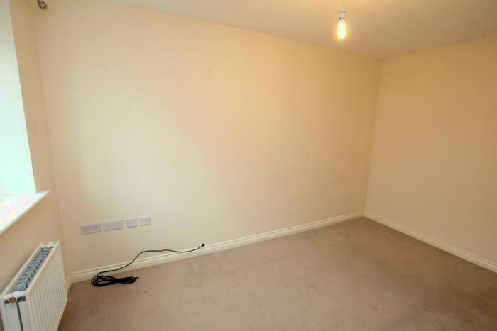 5 Bedroom Terraced House To Rent In Wood Mead - Cheswick Village, BS16