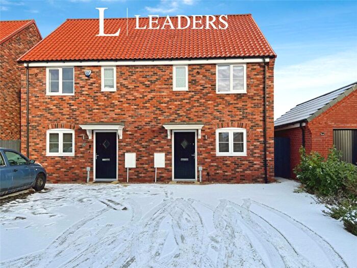 3 Bedroom House To Rent In Wildflower Close, Holbeach, Spalding, PE12