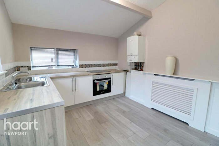 2 Bedroom Maisonette To Rent In East Usk Road, Newport, NP19