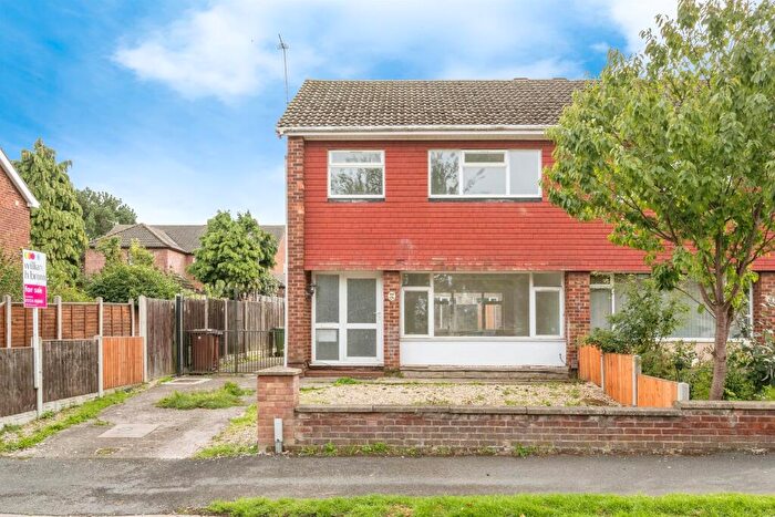 3 Bedroom Semi-Detached House For Sale In Plymouth Road, Scunthorpe, DN17
