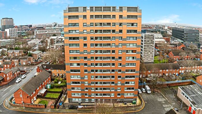 2 Bedroom Apartment To Rent In Brennan Close, Manchester, Greater Manchester, M15