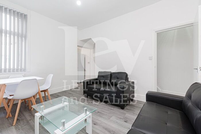 4 Bedroom Terraced House To Rent In Litherland Road, Bootle, L20