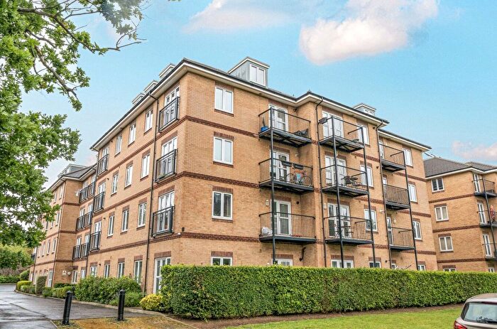 2 Bedroom Flat For Sale In Worcester Close, London, SE20