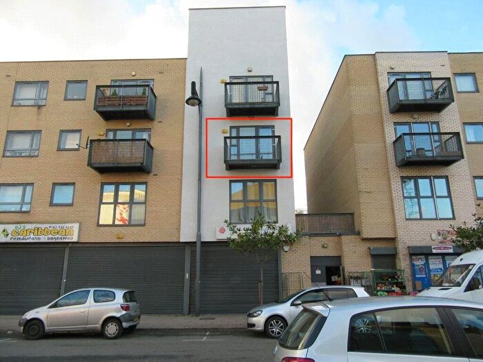 2 Bedroom Flat For Sale In Betsham Street, Manchester, Lancashire, M15