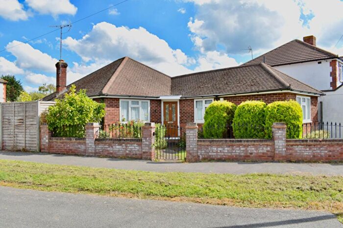 3 Bedroom Detached Bungalow For Sale In Petters Road, Ashtead, KT21