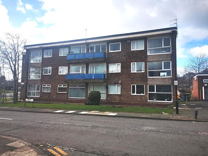 1 Bedroom Flat To Rent In Belsay Gardens, Red House Farm, Newcastle Upon Tyne, NE3