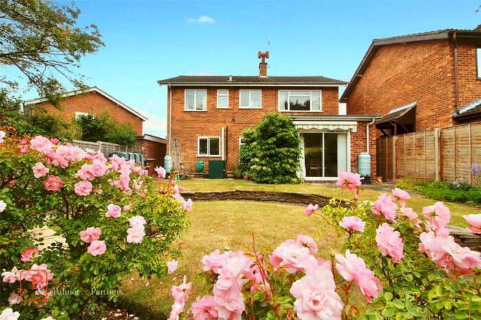 4 Bedroom Detached House To Rent In Clifton Wood, Holbrook, Ipswich, IP9