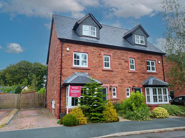 4 Bedroom Semi-detached House For Sale In Kershaw Drive, Lancaster, LA1