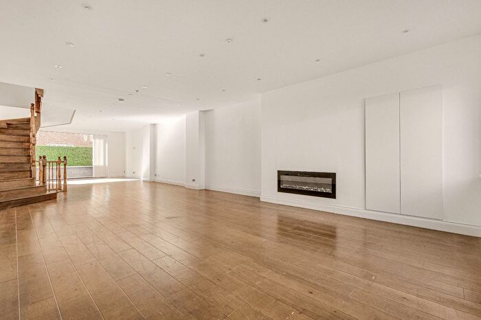 5 Bedroom Terraced House To Rent In Sloane Avenue, Chelsea, SW3