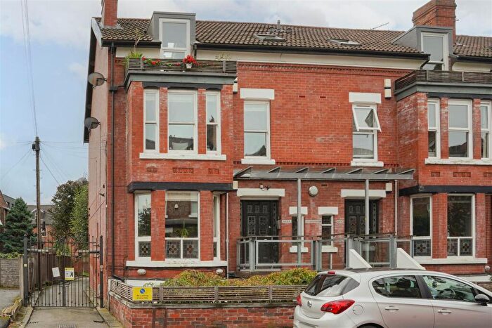2 Bedroom Flat For Sale In Cranbourne Road, Chorlton, M21