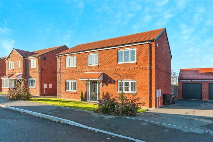 4 Bedroom Detached House For Sale In Brookfields Close, Wood End, Atherstone, CV9