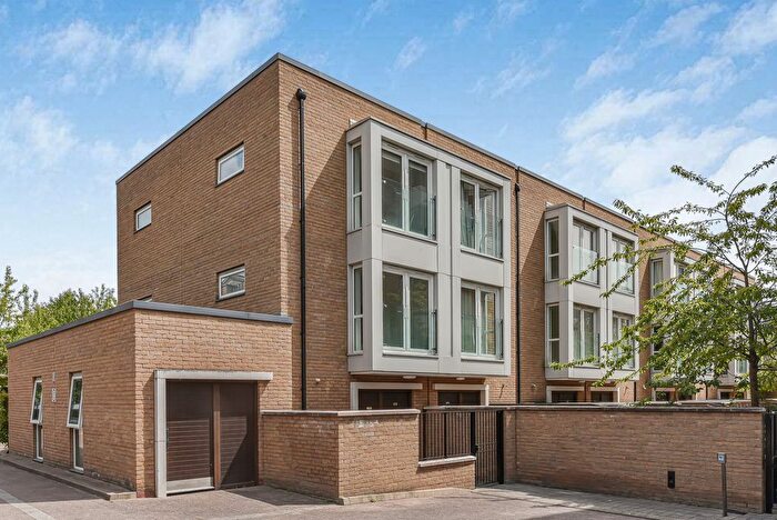 3 Bedroom Terraced House For Sale In Bromyard Avenue, London, W3