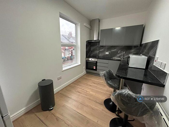 2 Bedroom Flat To Rent In Gulson Road-, Coventry, CV1