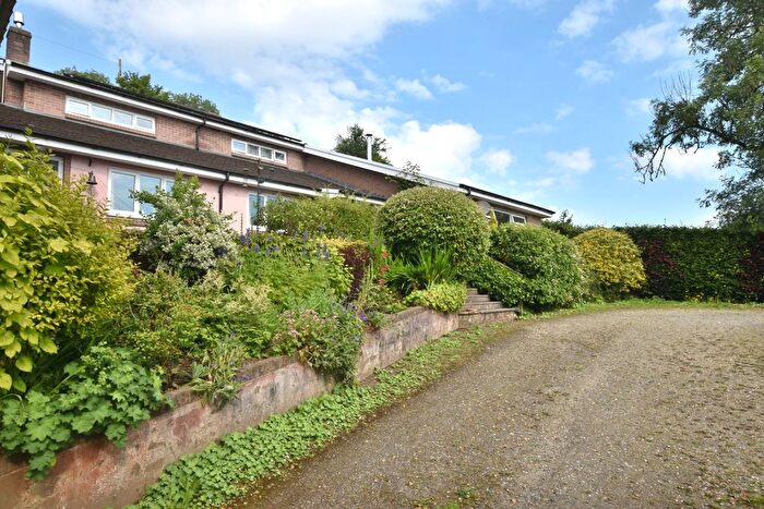 4 Bedroom Detached House For Sale In Well Street, Llandysul, SA44