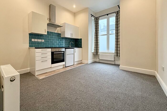 Studio To Rent In Arundel Road, Croydon, CR0