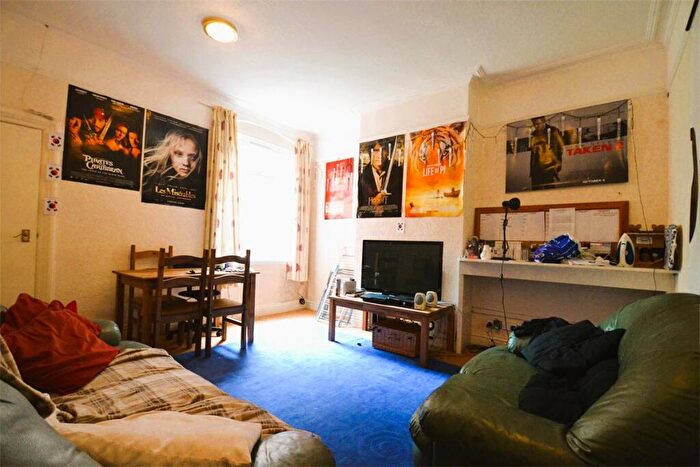 5 Bedroom Terraced House To Rent In Pershore Road Selly Oak, B29