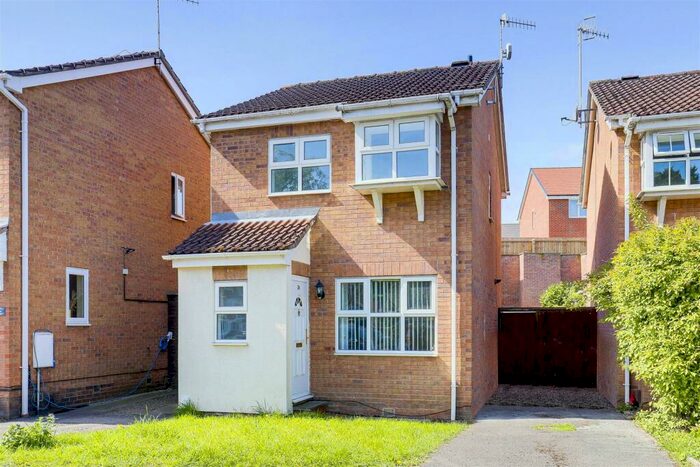 3 Bedroom Detached House To Rent In Camelot Avenue, Sherwood, Nottinghamshire, NG5