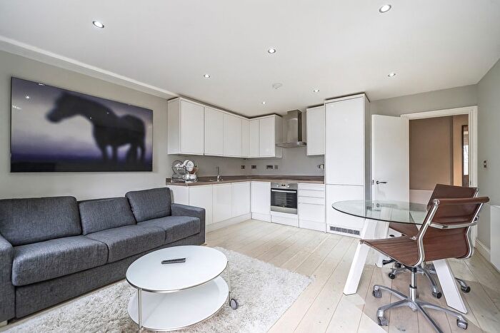 1 Bedroom Flat To Rent In Ladbroke Grove, London, W10