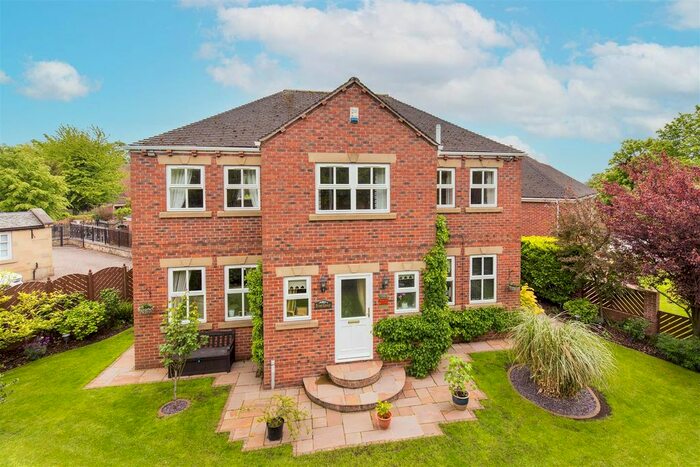 4 Bedroom Detached House For Sale In Great North Road, Byram-Cum-Sutton, WF11