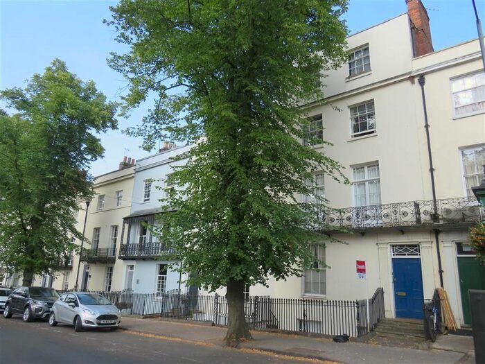 1 Bedroom Flat To Rent In Portland Street, Leamington Spa, CV32