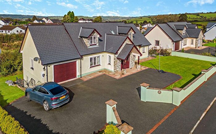 5 Bedroom Detached House For Sale In Dan Y Dderwen, Rhydargaeau, Carmarthen, Carmarthenshire, SA32