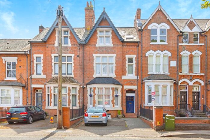 6 Bedroom Terraced House For Sale In Evington Road, Leicester, LE2