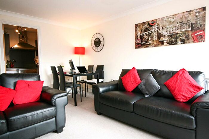 2 Bedroom Apartment To Rent In The Qube, Edward Street, B1