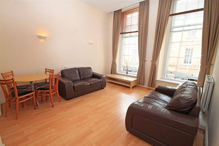 2 Bedroom Flat To Rent In Nun Street, Newcastle Upon Tyne, NE1