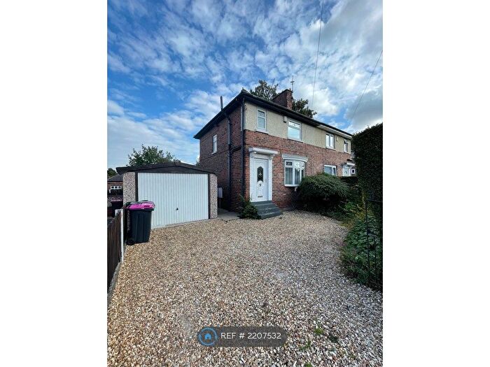 3 Bedroom Semi-Detached House To Rent In Shelley Dr, Rotherham, S65