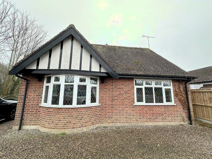 4 Bedroom Detached House To Rent In Oulton Broad, Lowestoft, NR32