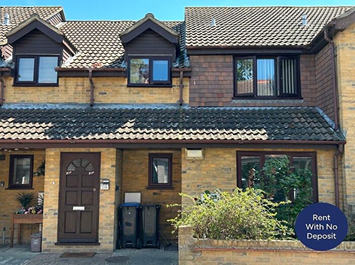 2 Bedroom Flat To Rent In Church Road, Ramsgate, Kent, CT11