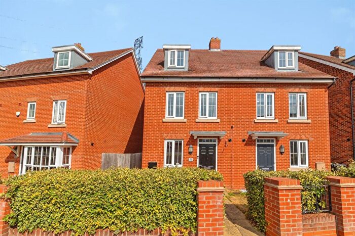 3 Bedroom Town House For Sale In Gold Furlong, Marston Moretaine, Bedford, MK43