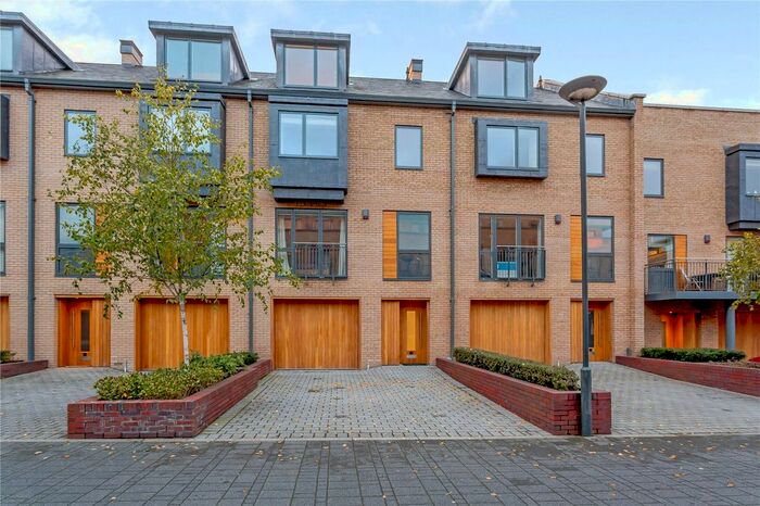 5 Bedroom Terraced House To Rent In Kingsley Walk, Cambridge, CB5